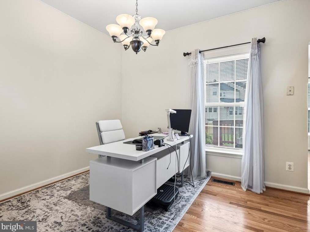 11740 Batley Pl, Woodbridge VA  22192-8403 exterior