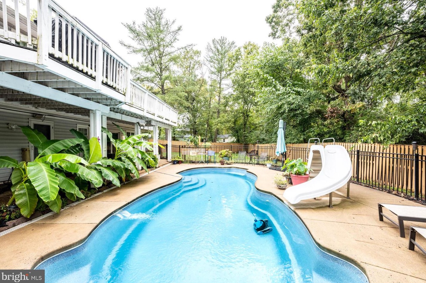 9906 Greenview Ln, Manassas VA  20109-3229 exterior