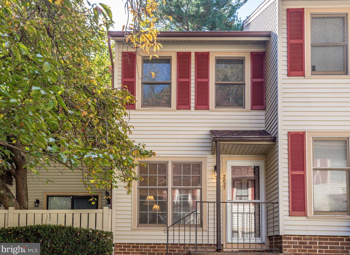 2827 Chablis Cir, Woodbridge, VA 22192