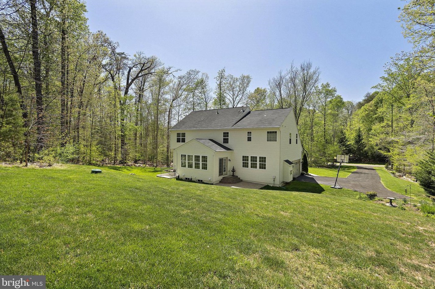 14241 Van Doren Rd, Manassas VA 20112-3855 exterior