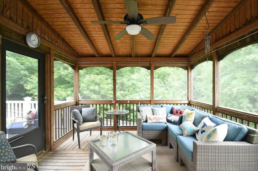 17544 October Glory Loop, Dumfries, VA 22026