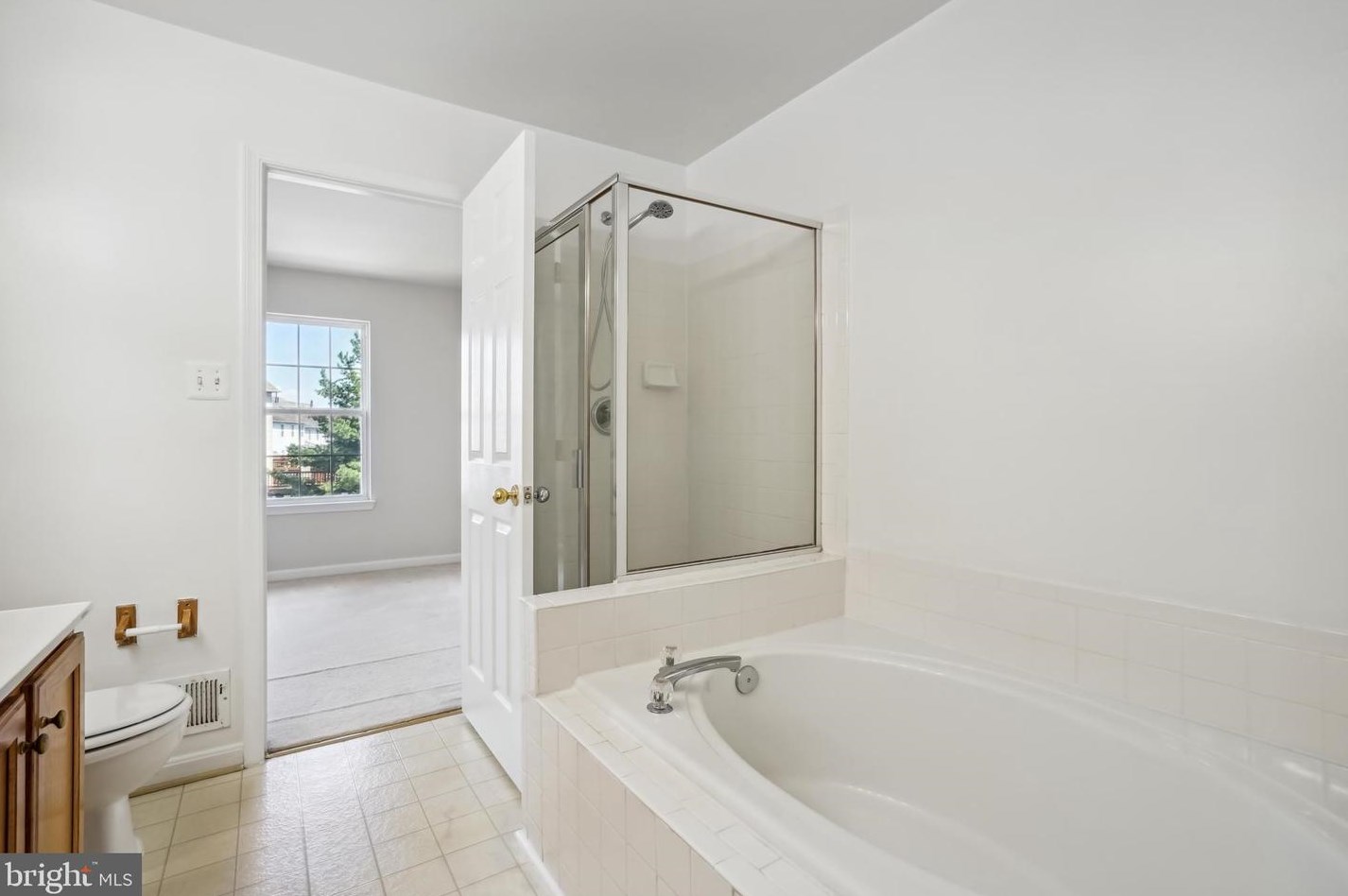 13491 Colesmire Gate Way, Bristow VA  20136-1780 exterior