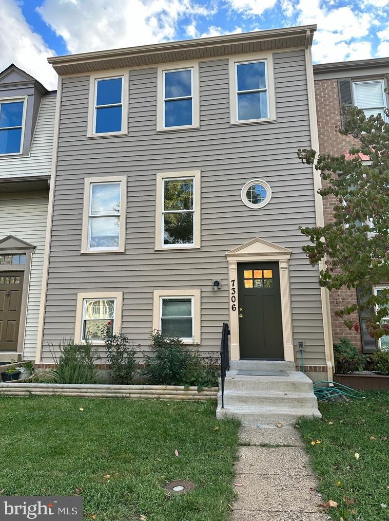 7306 Rokeby Dr, Manassas, VA 20109