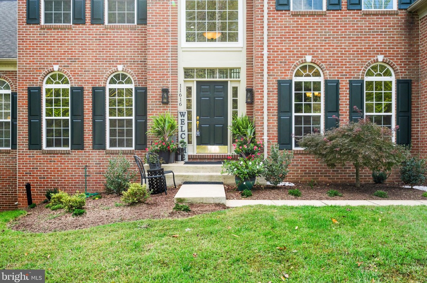 11616 Lakeway Dr, Manassas VA  20112-4541 exterior