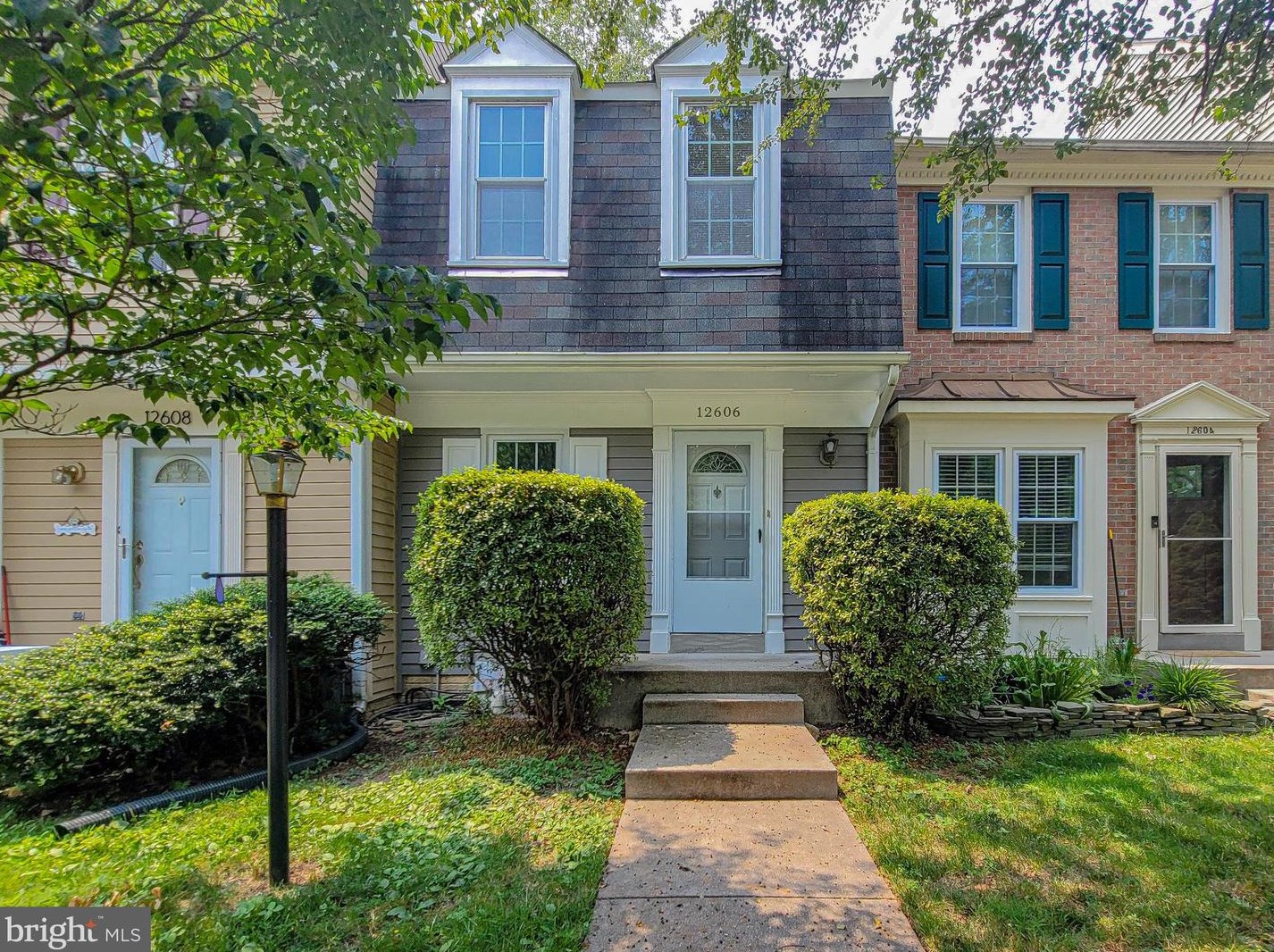 12606 Monarch Ct, Woodbridge, VA 22192