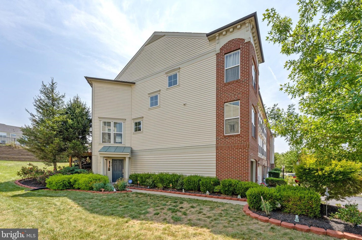 9191 Lake Preston Ct, Bristow, VA 20136