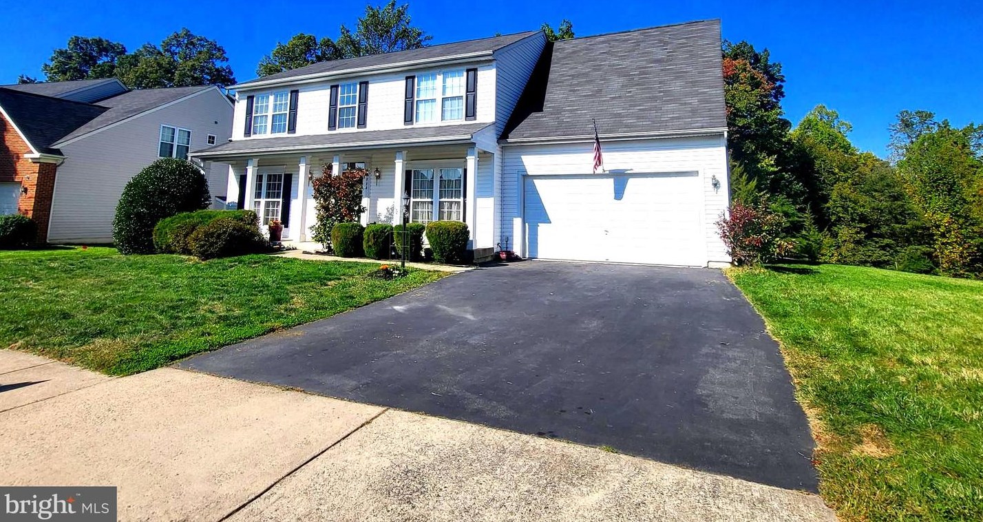 17734 Avenel Ln, Dumfries, VA 22026