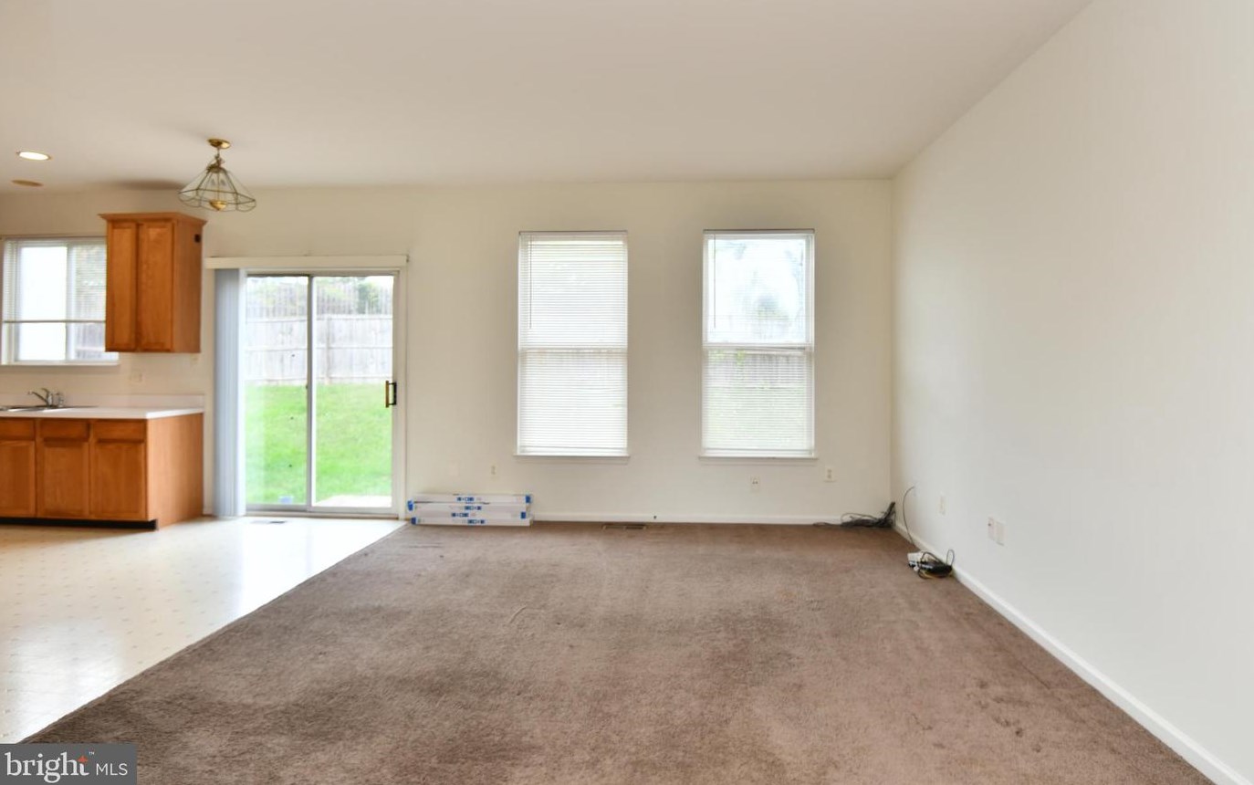 10563 Talisa Ln, Manassas VA  20112-5821 exterior