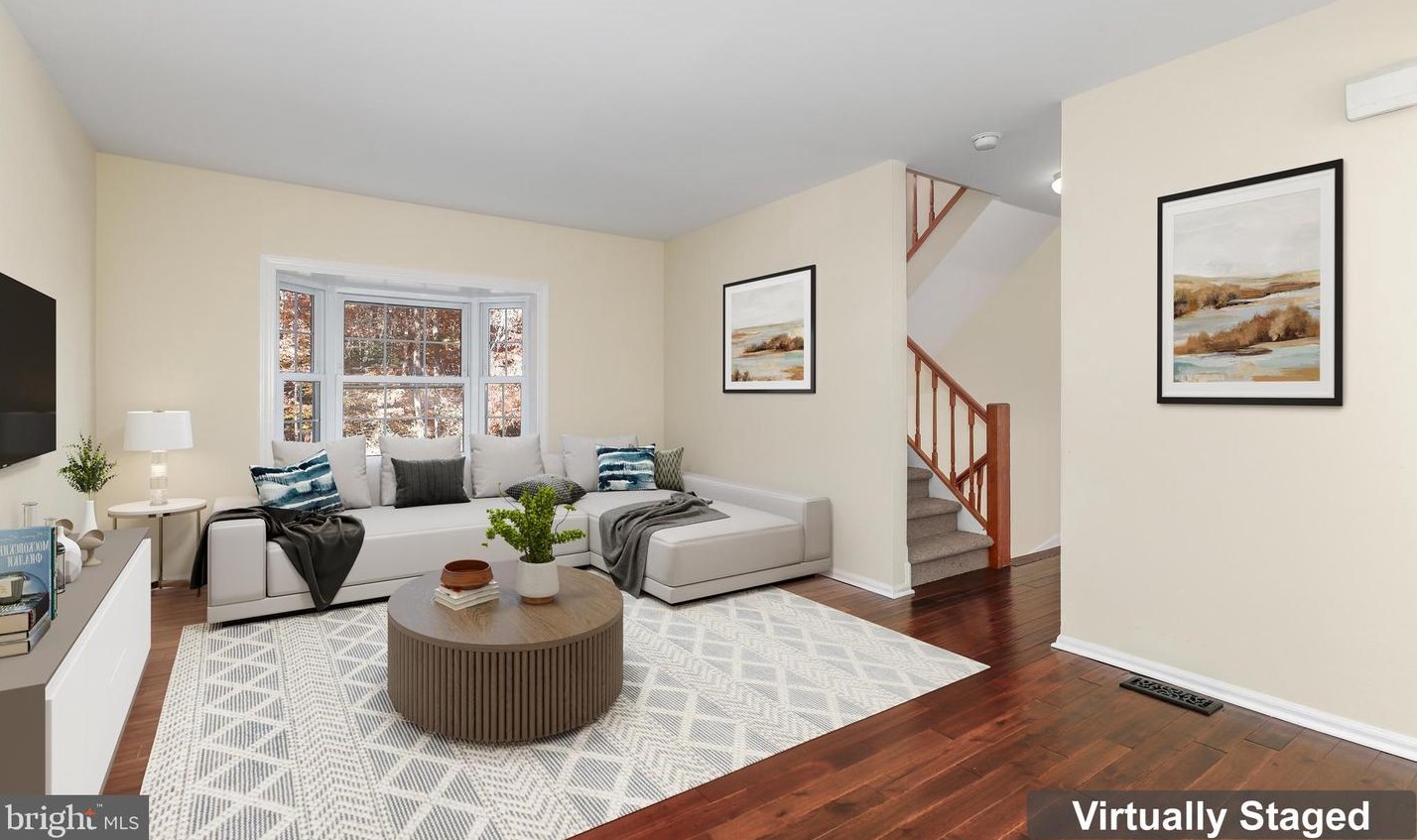 15365 Hearthstone Ter, Woodbridge, VA 22191