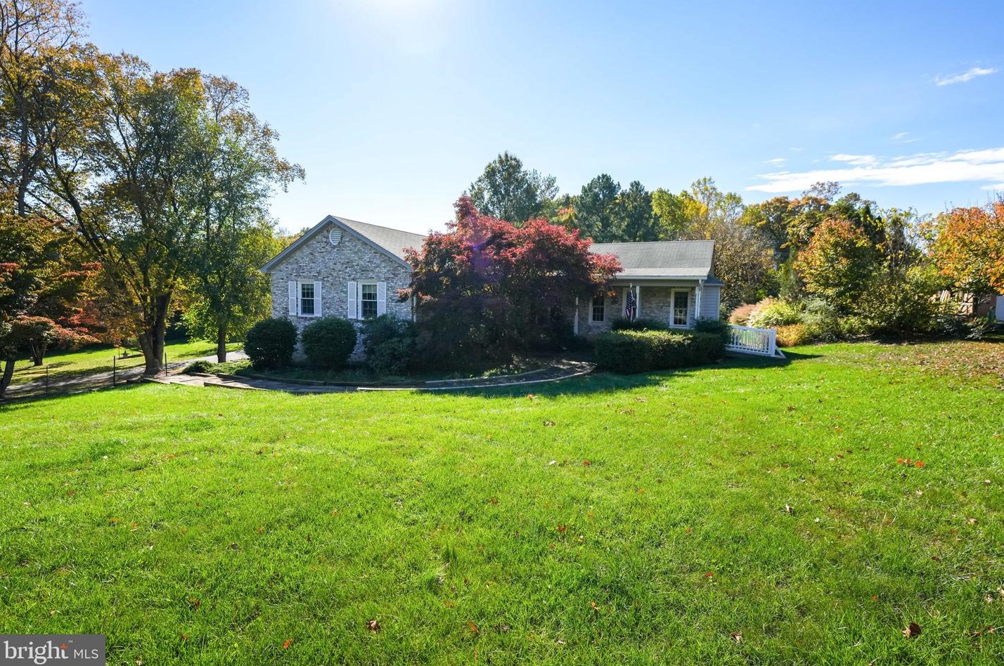 14055 Timothy Dr, Gainesville, VA 20155