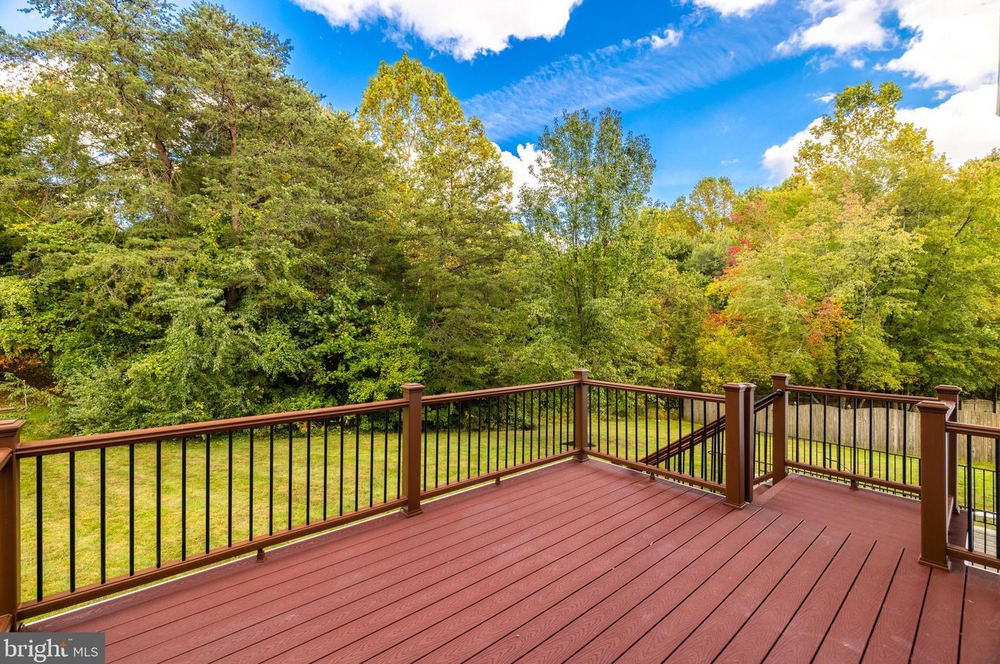 6222 Oakland Dr, Woodbridge, VA 22193-7018