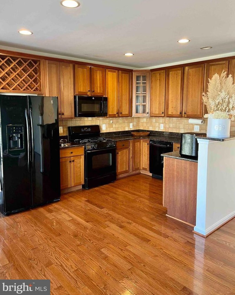 4359 Palton Dr, Dumfries, VA 22025