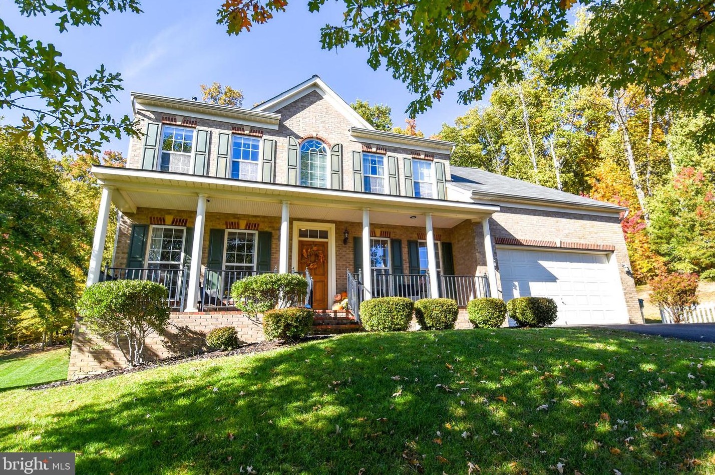 16534 Louisville Pl, Woodbridge VA  22191-4452 exterior