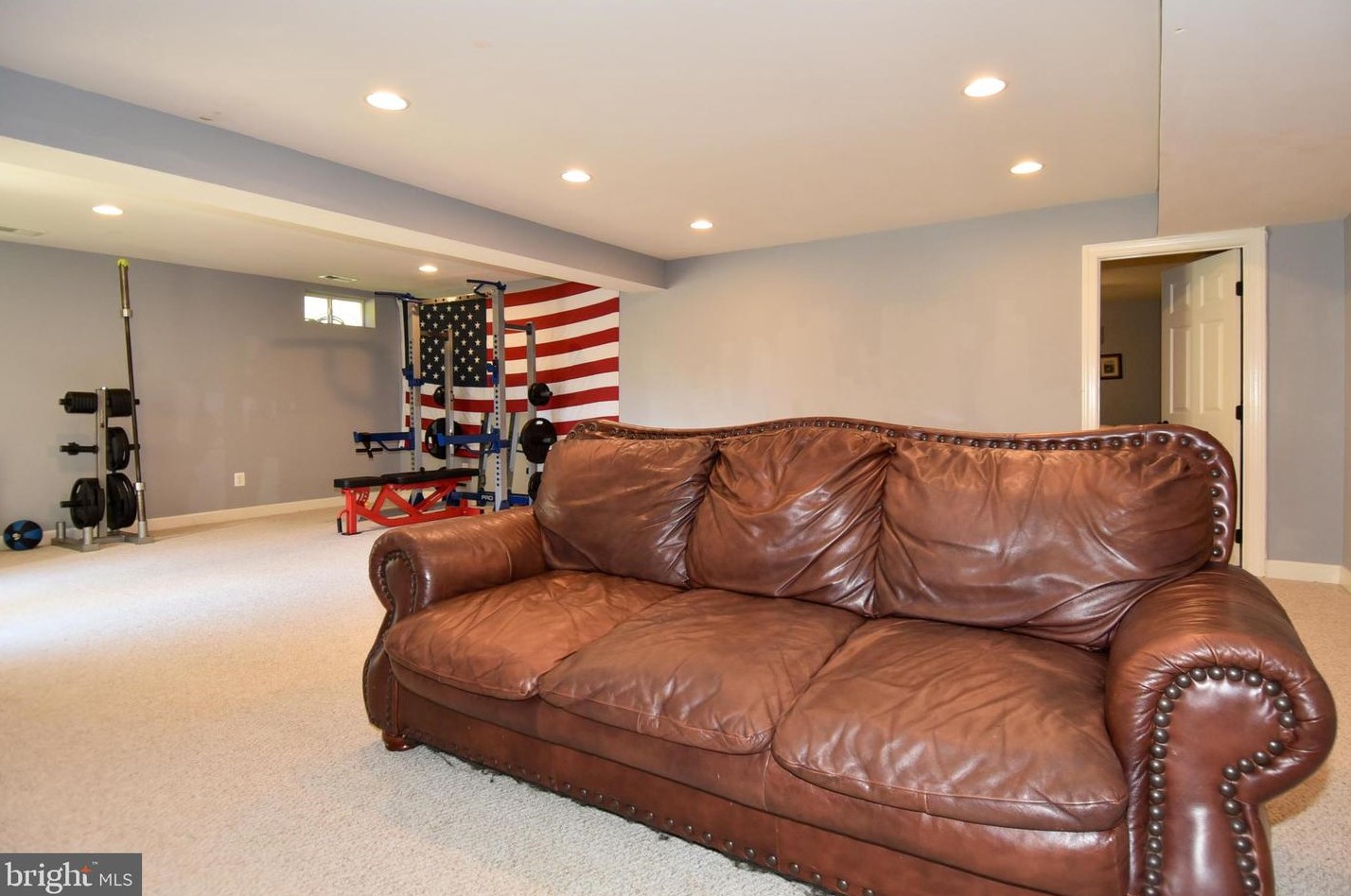 16534 Louisville Pl, Woodbridge VA  22191-4452 exterior