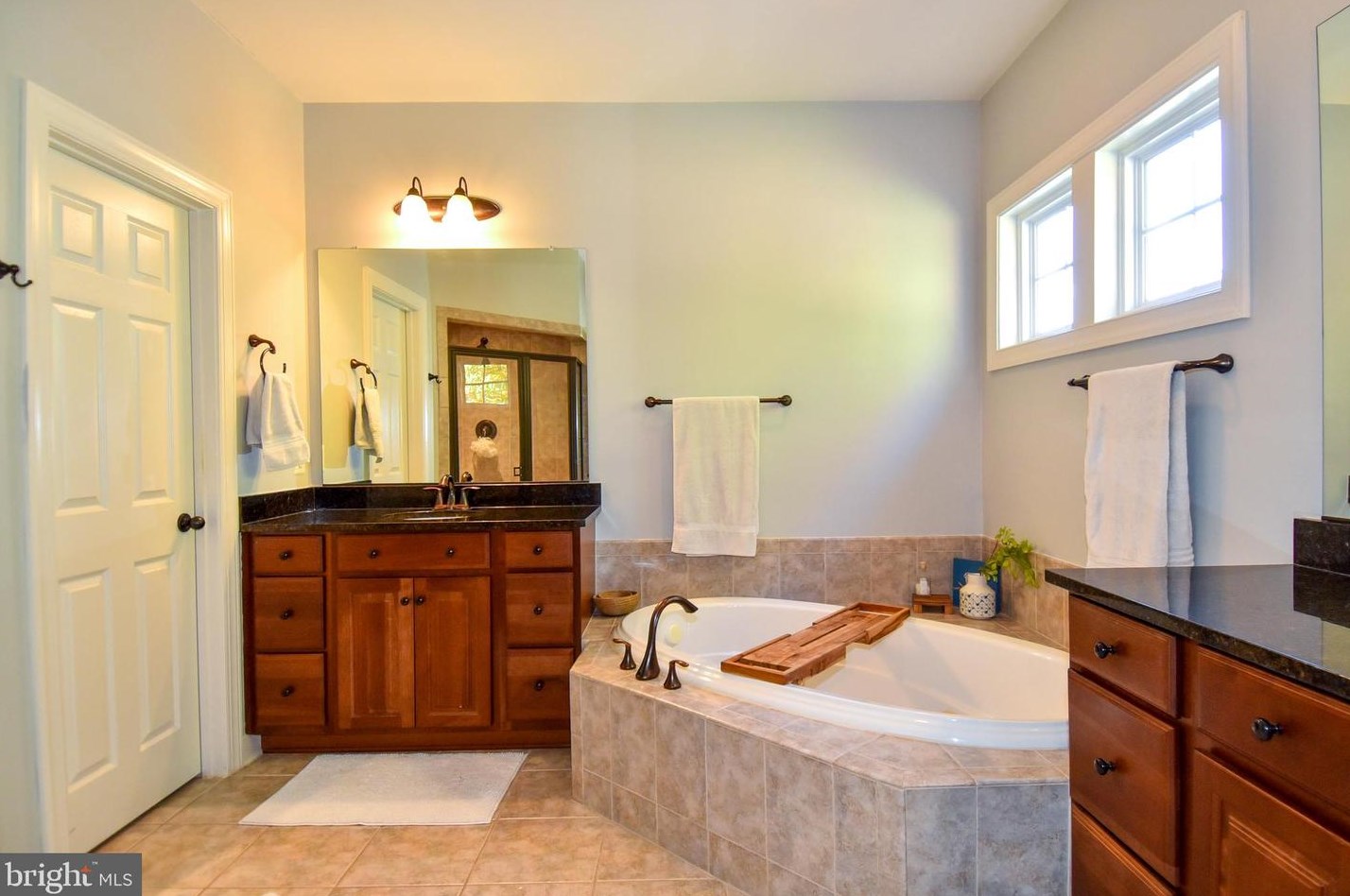 16534 Louisville Pl, Woodbridge VA  22191-4452 exterior