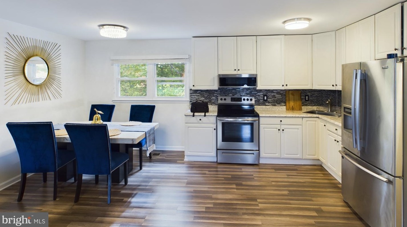 4801 Kempair Dr, Woodbridge VA  22193-4632 exterior