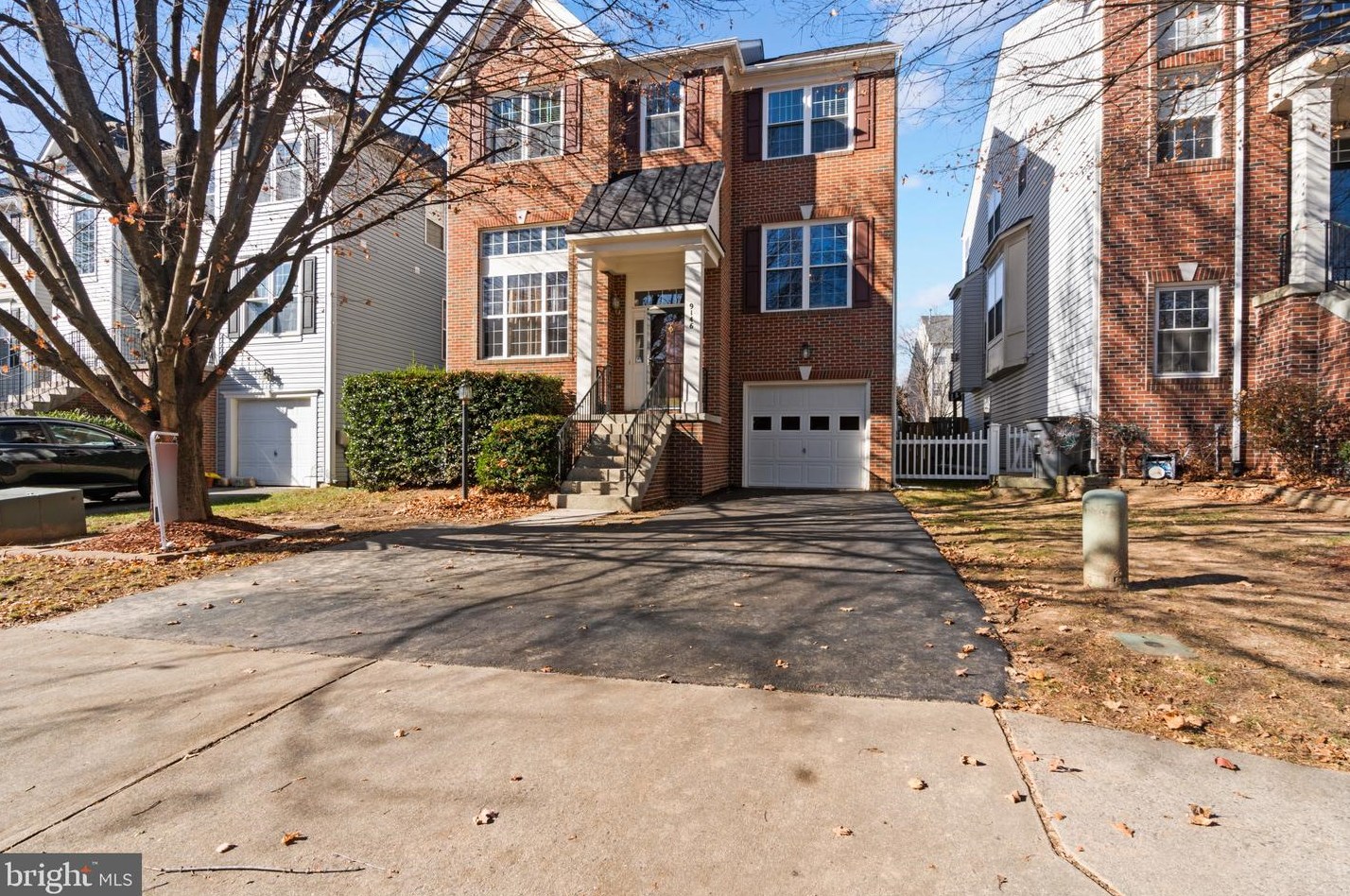 9146 Mineola Ct, Manassas, VA 20111-8261