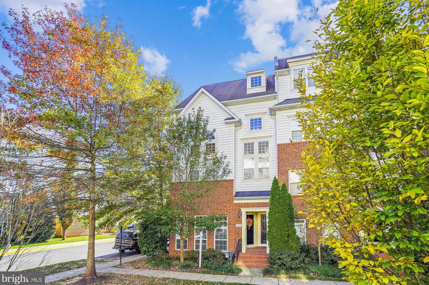 7082 Little Thames Drive, Gainesville, VA 20155