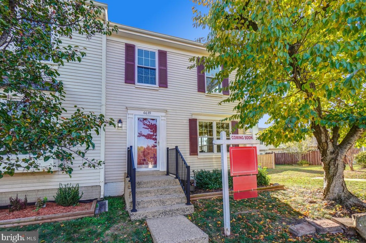 6639 Hunting Path Rd, Haymarket, VA 20169