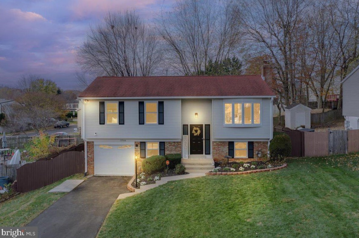13566 Princedale Dr, Woodbridge, VA 22193