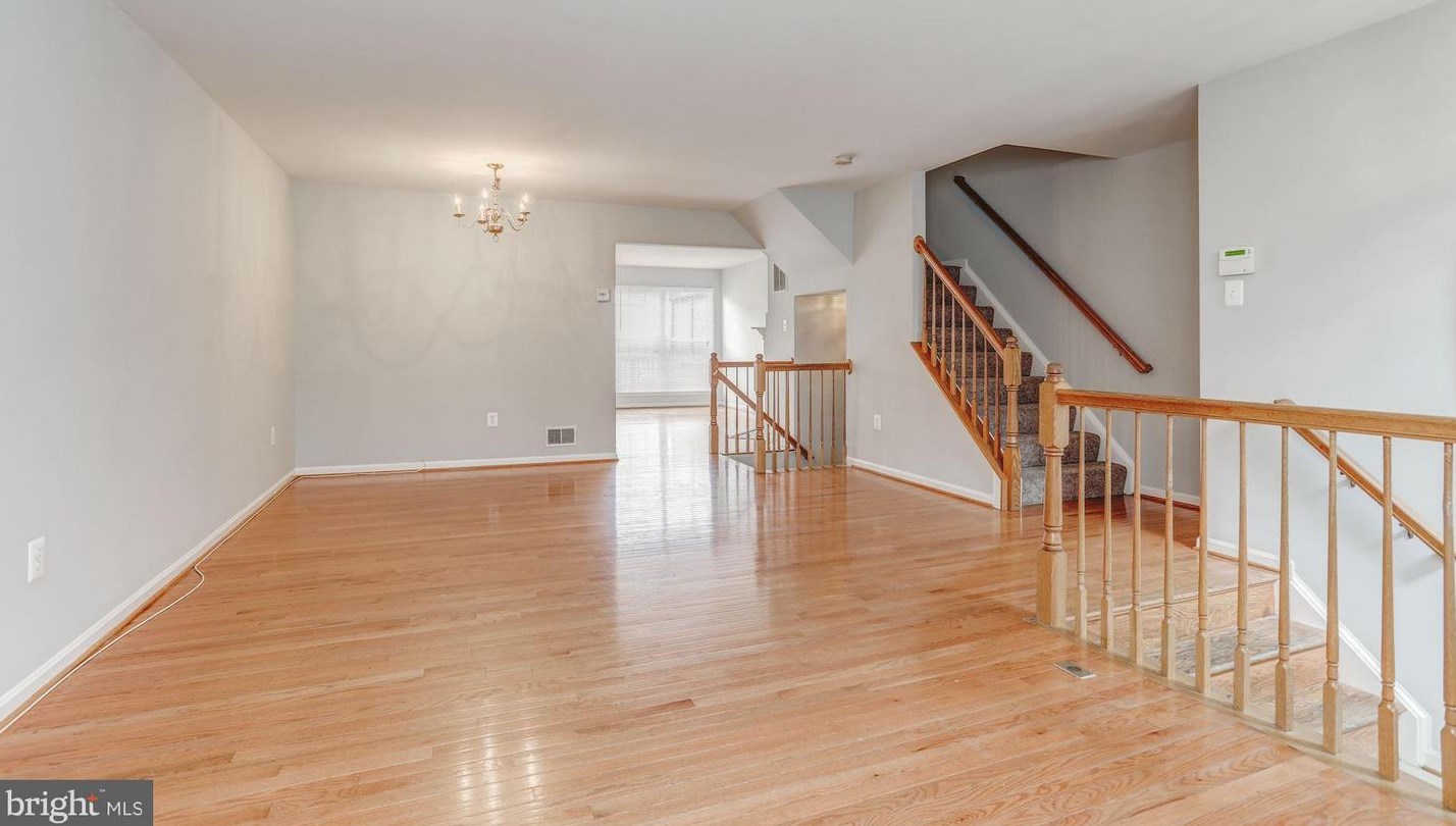 11060 Doubleday Ln, Manassas, VA 20109