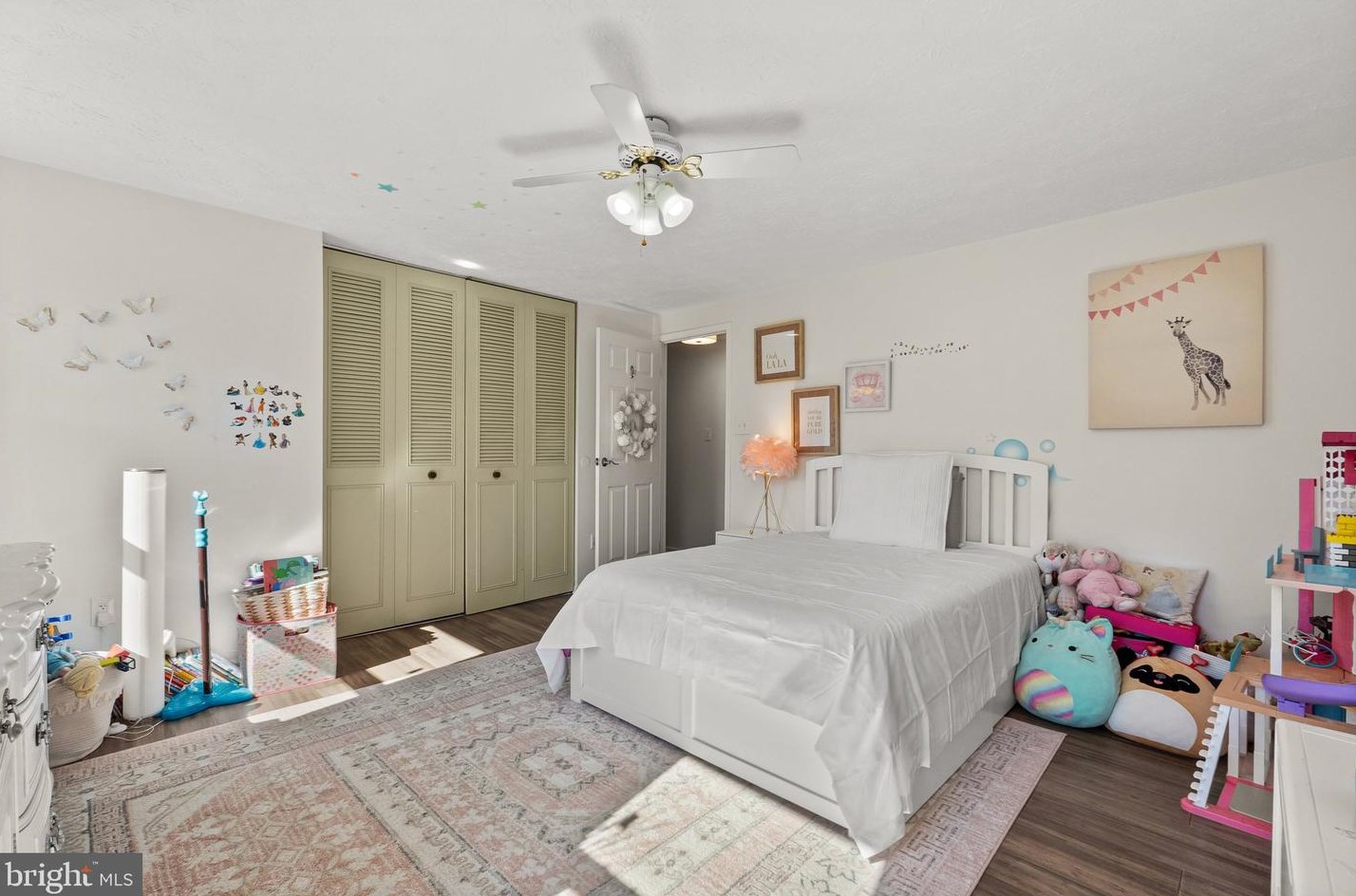 4562 Rincon Pl, Dumfries VA  22025-1044 exterior