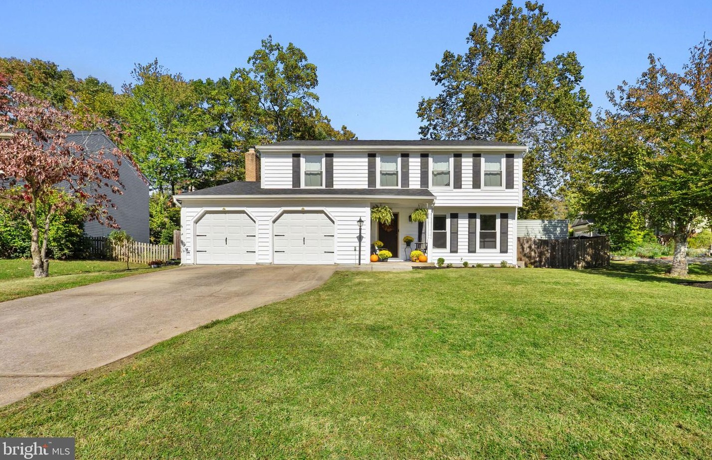 4562 Rincon Pl, Dumfries VA  22025-1044 exterior