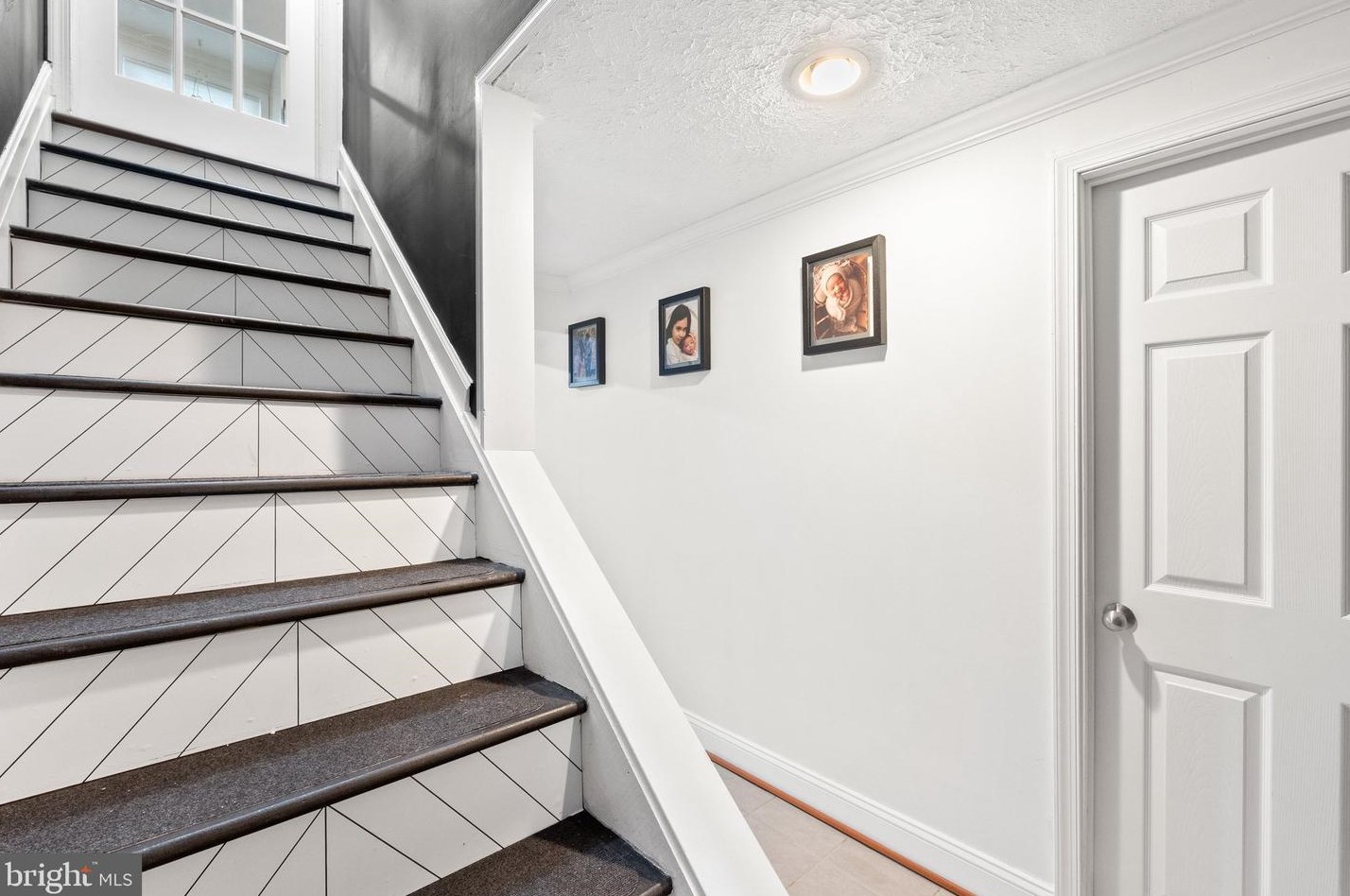 4562 Rincon Pl, Dumfries VA  22025-1044 exterior