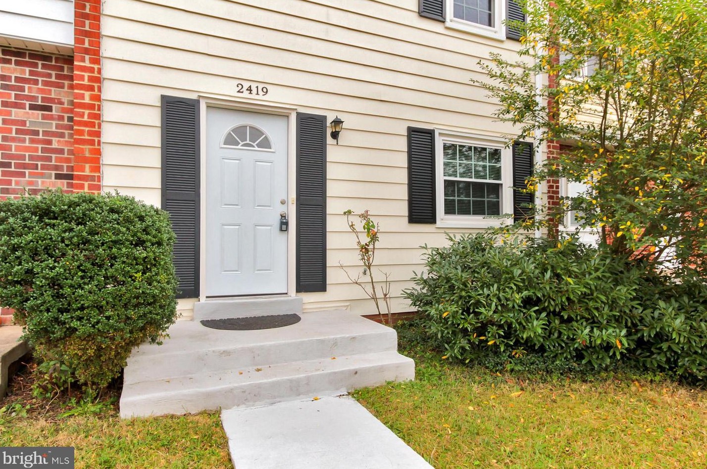 2419 Kilpatrick Pl, Dumfries VA  22026-2539 exterior