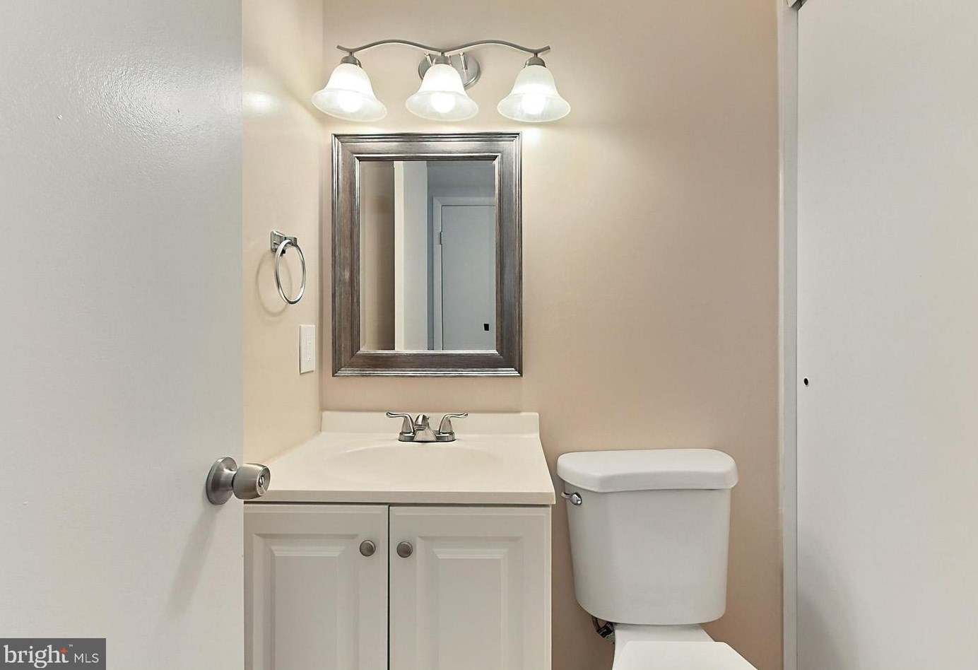 2419 Kilpatrick Pl, Dumfries VA  22026-2539 exterior