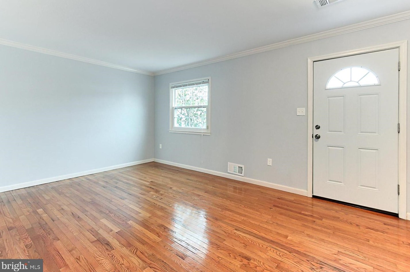 2419 Kilpatrick Pl, Dumfries VA  22026-2539 exterior