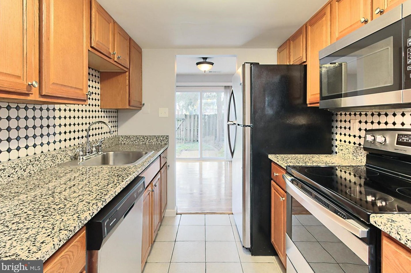 2419 Kilpatrick Pl, Dumfries VA  22026-2539 exterior