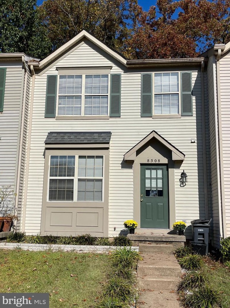 8508 Charnwood Ct, Manassas, VA 20111
