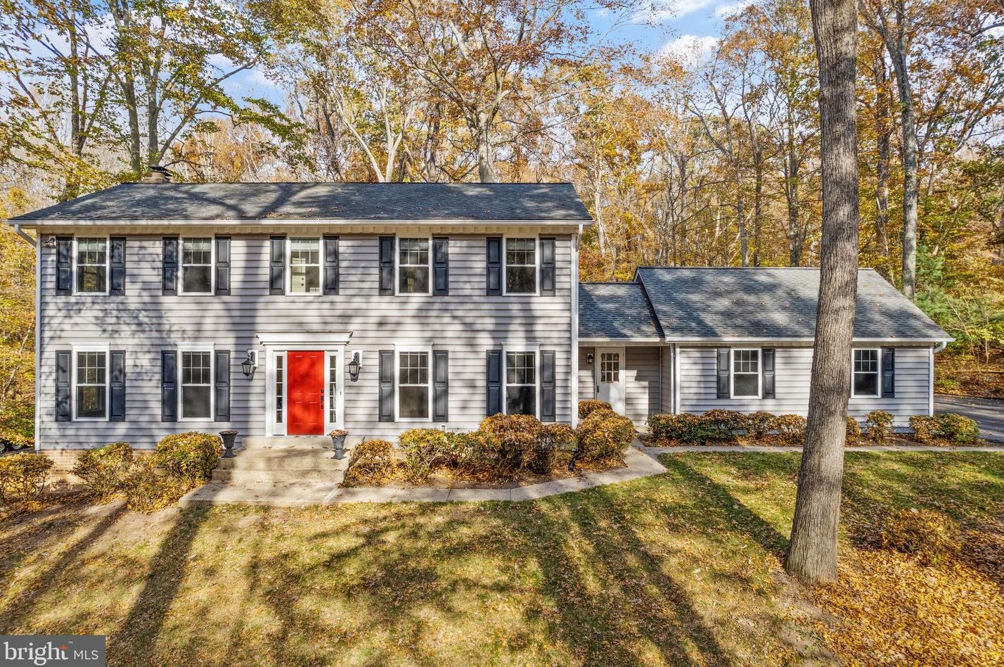 8084 Counselor Rd, Manassas VA  20112-4752 exterior