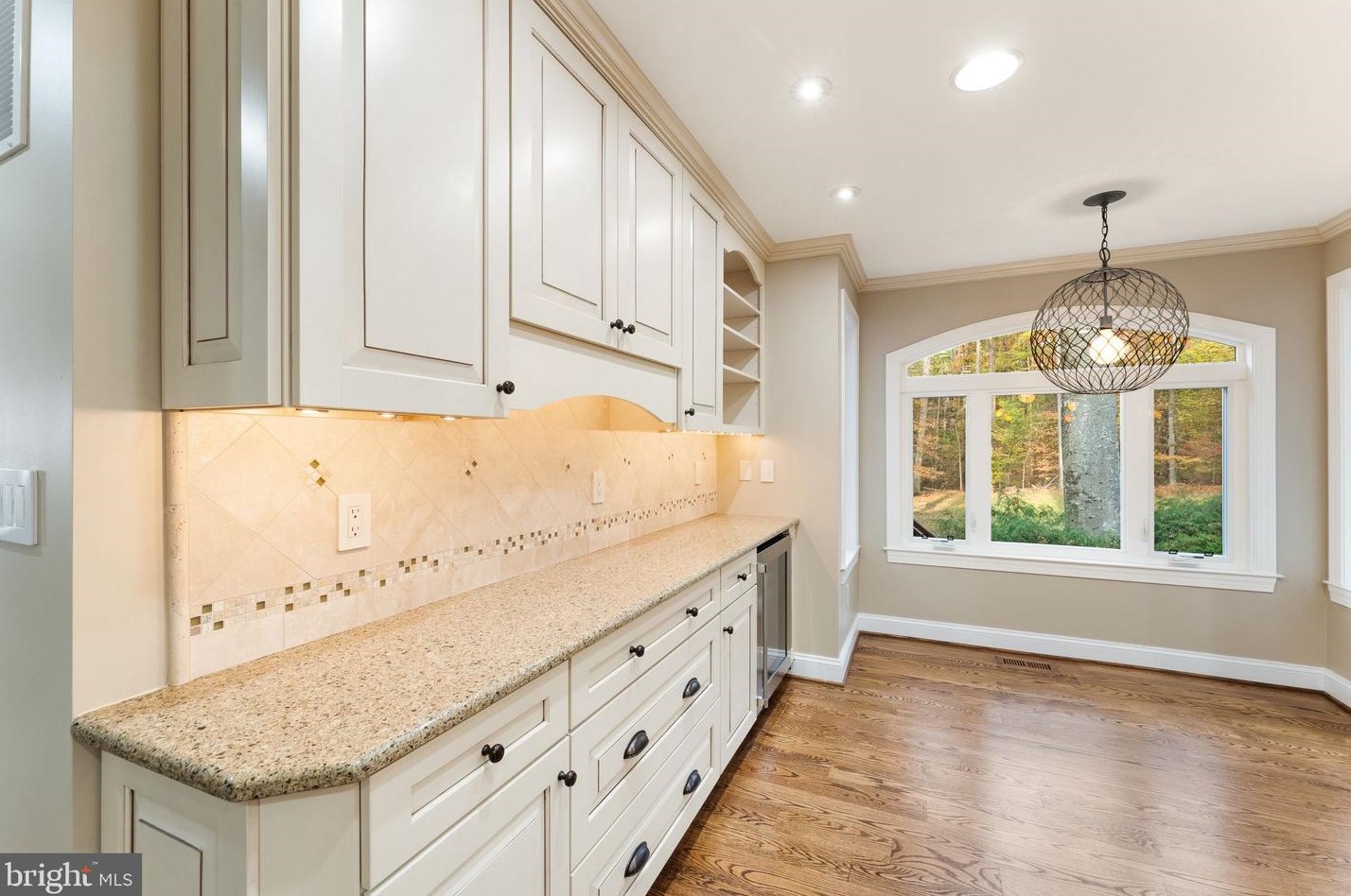 8084 Counselor Rd, Manassas VA  20112-4752 exterior