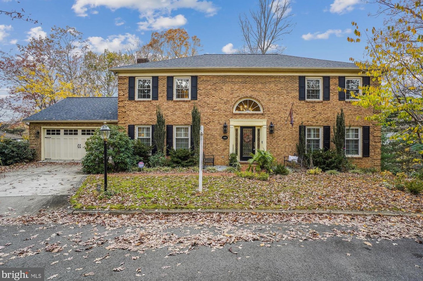 15792 Devonald Pl, Dumfries, VA 22025-1304