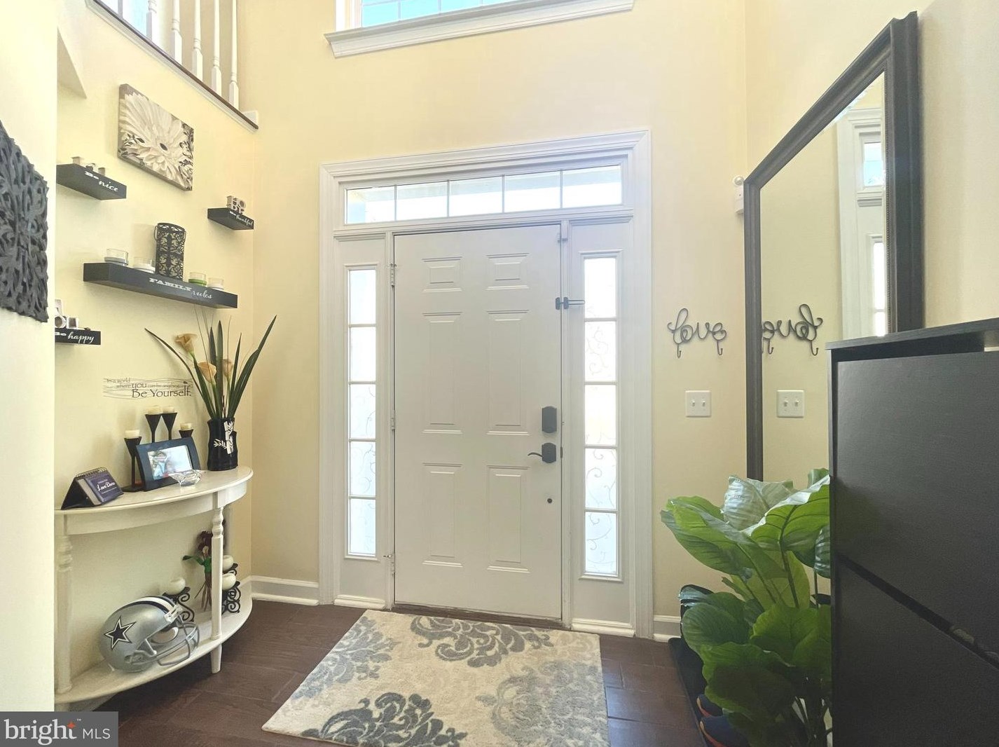 14069 Madrigal Dr, Woodbridge, VA 22193