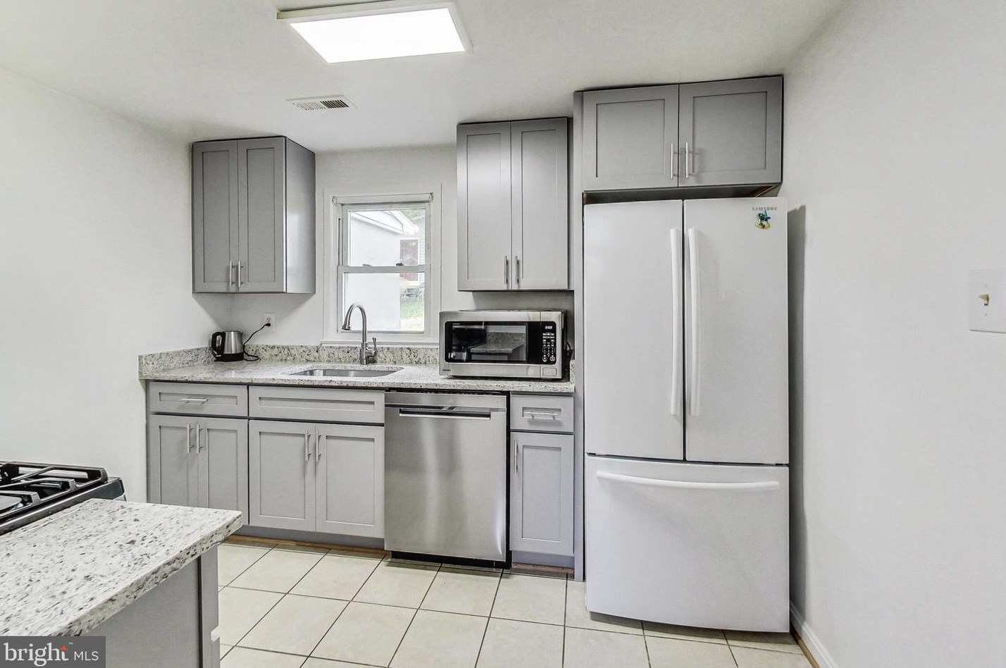 4515 Kentland Dr, Woodbridge, VA 22193