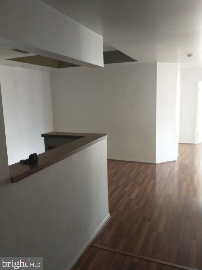 8095 Lacy Dr Apt 302, Manassas, VA 20109