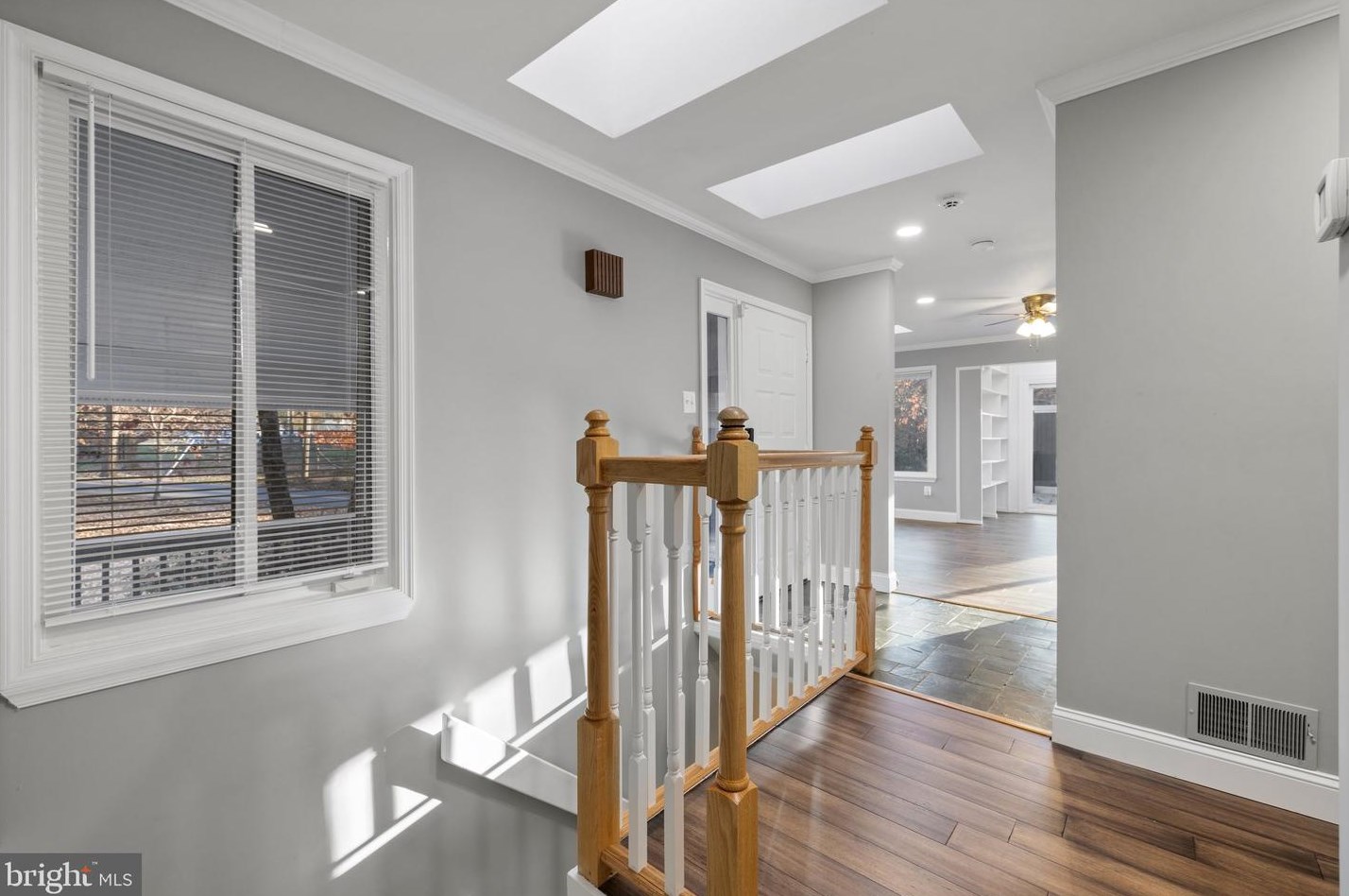 8110 King Arthurs Ct, Manassas VA  20112-3522 exterior