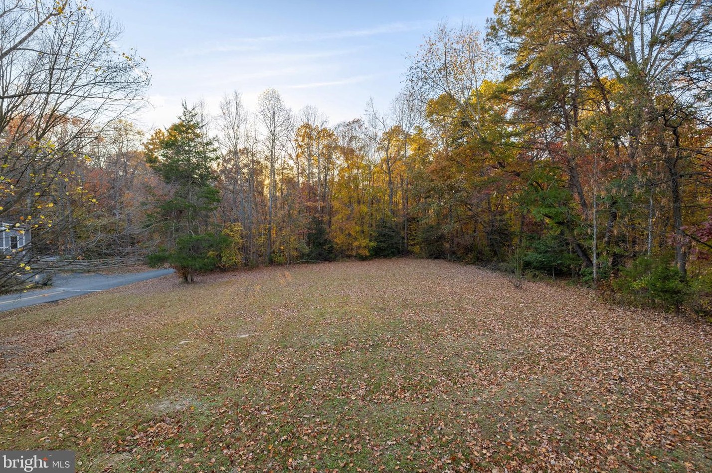 8110 King Arthurs Ct, Manassas VA  20112-3522 exterior