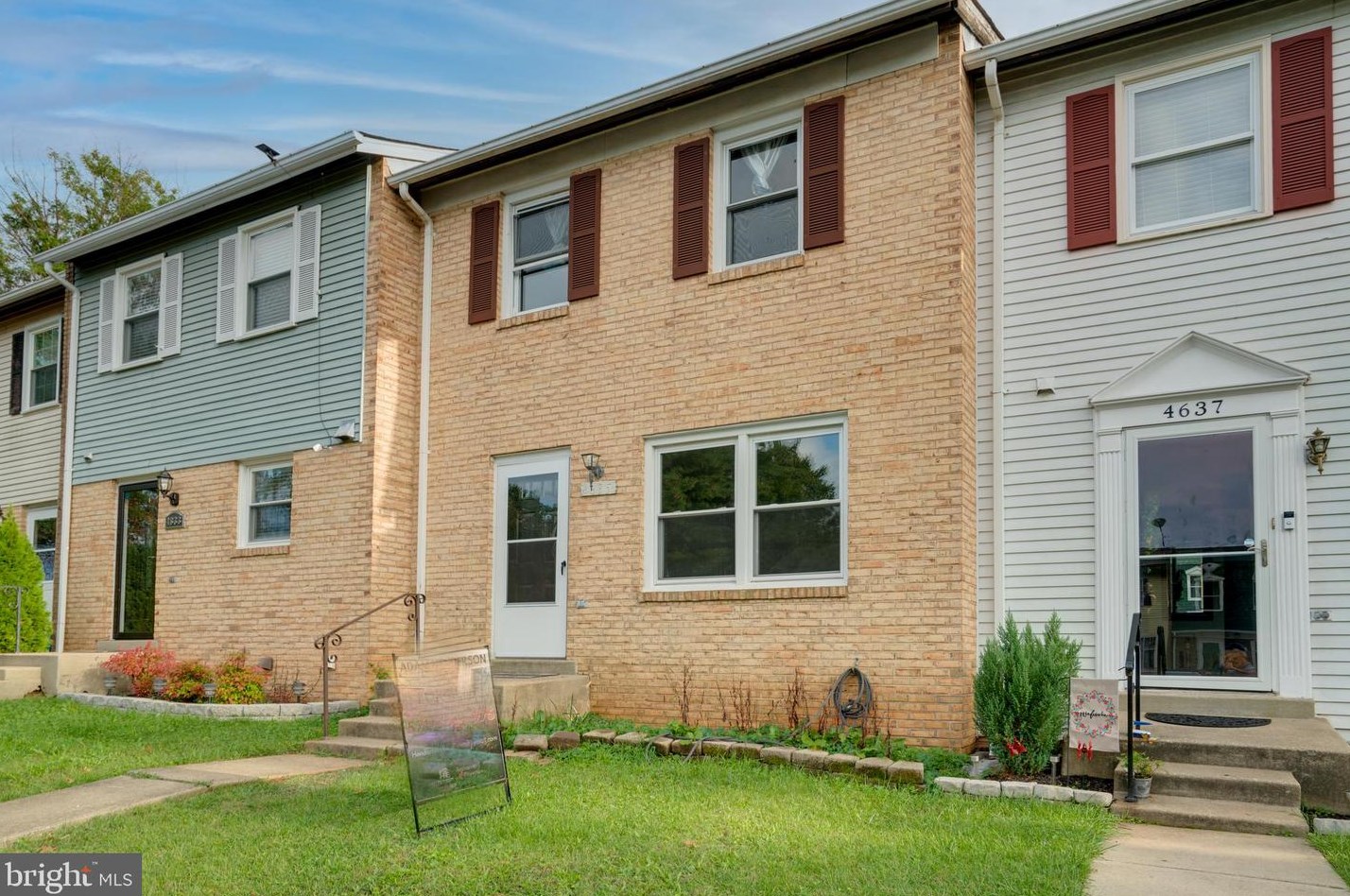 4635 Charlton Ct, Woodbridge, VA 22193