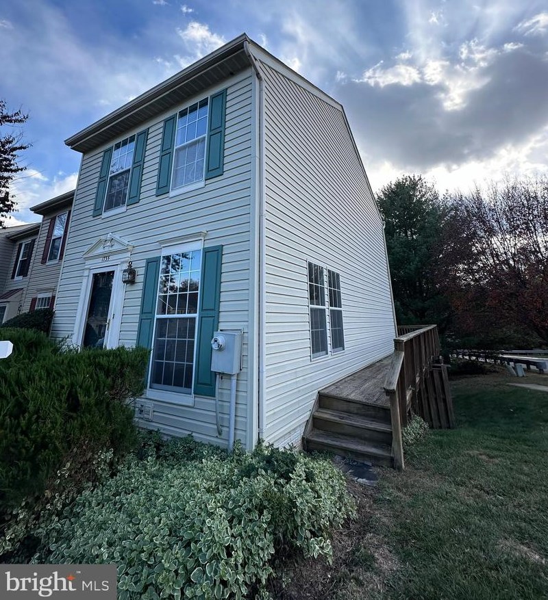 1735 Vonnies View Ct, Woodbridge VA  22192-5606 exterior