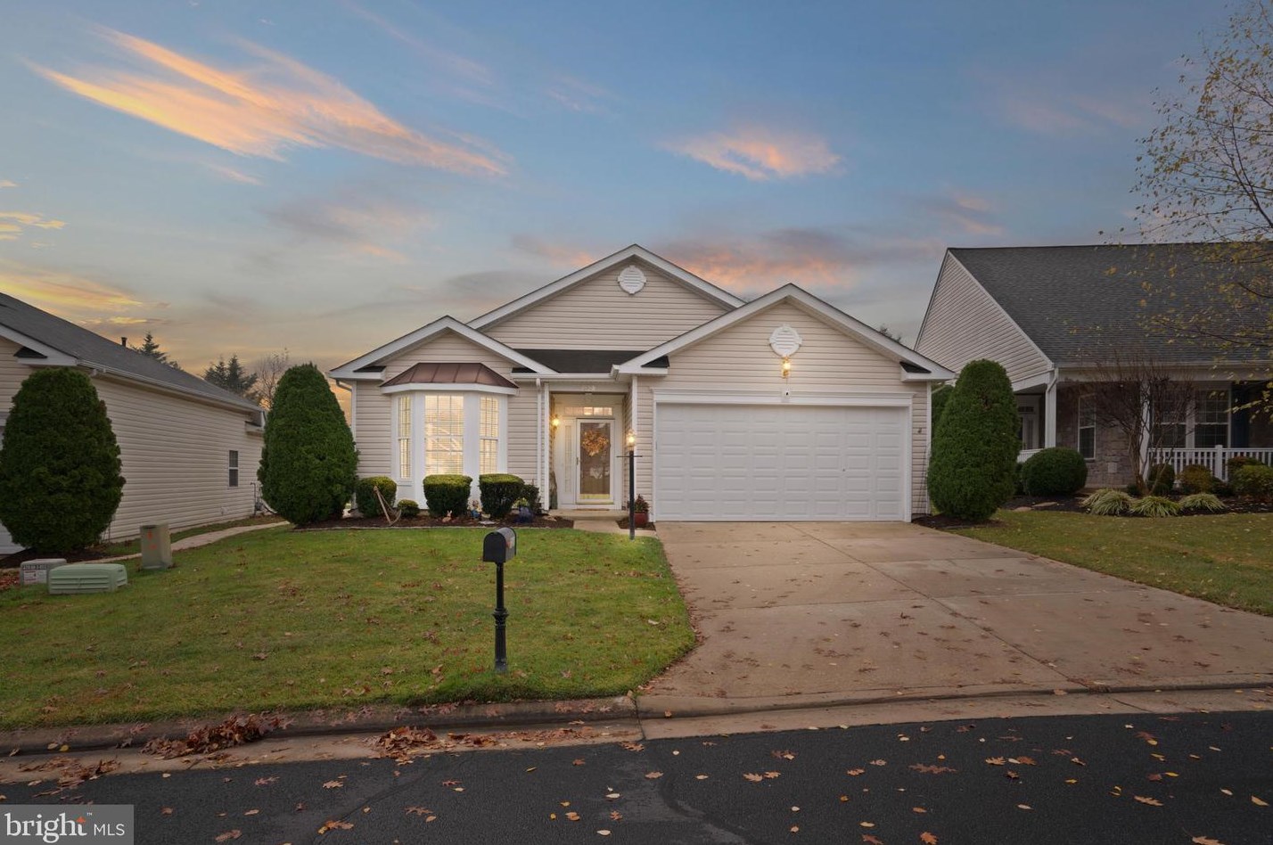16908 Four Seasons Dr, Dumfries, VA 22025