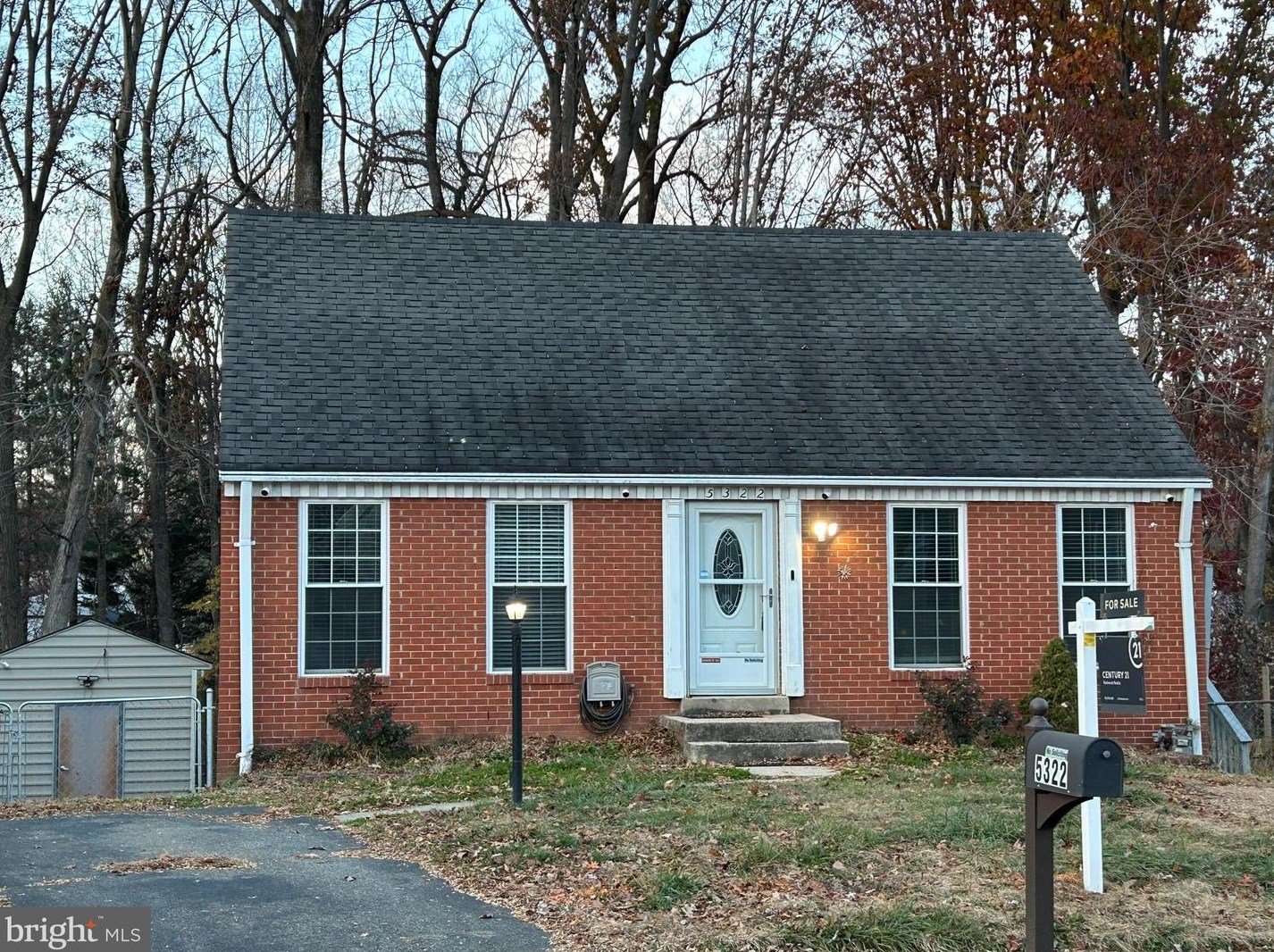 5322 Satterfield Dr, Woodbridge, VA 22193