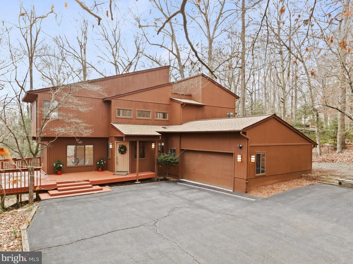 6111 Turkey Run Ct, Manassas VA  20112-3026 exterior