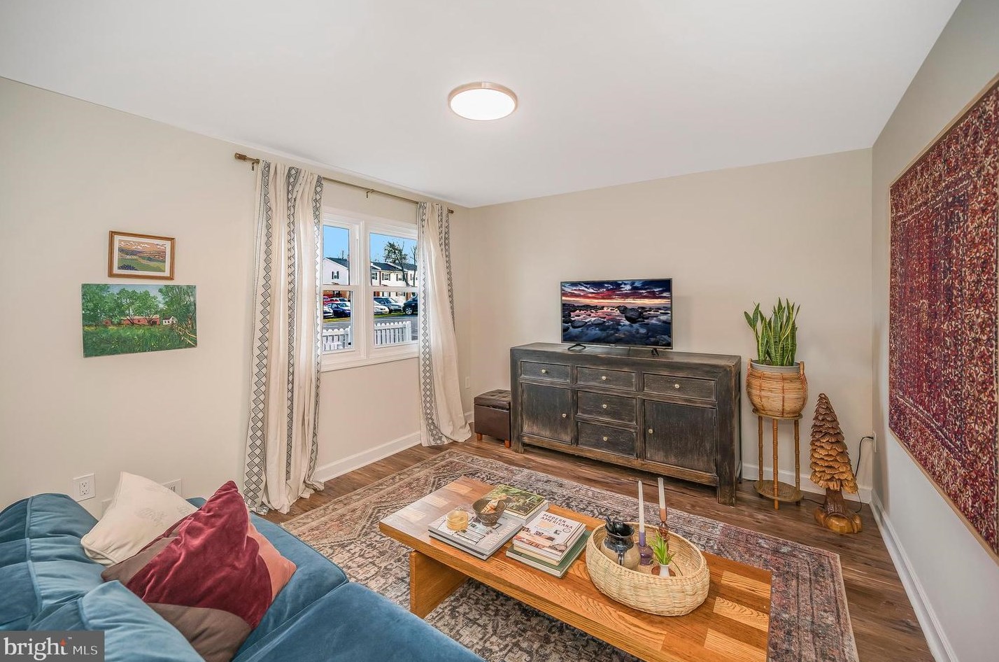 2807 Banks Ct, Dumfries, VA 22026-2532
