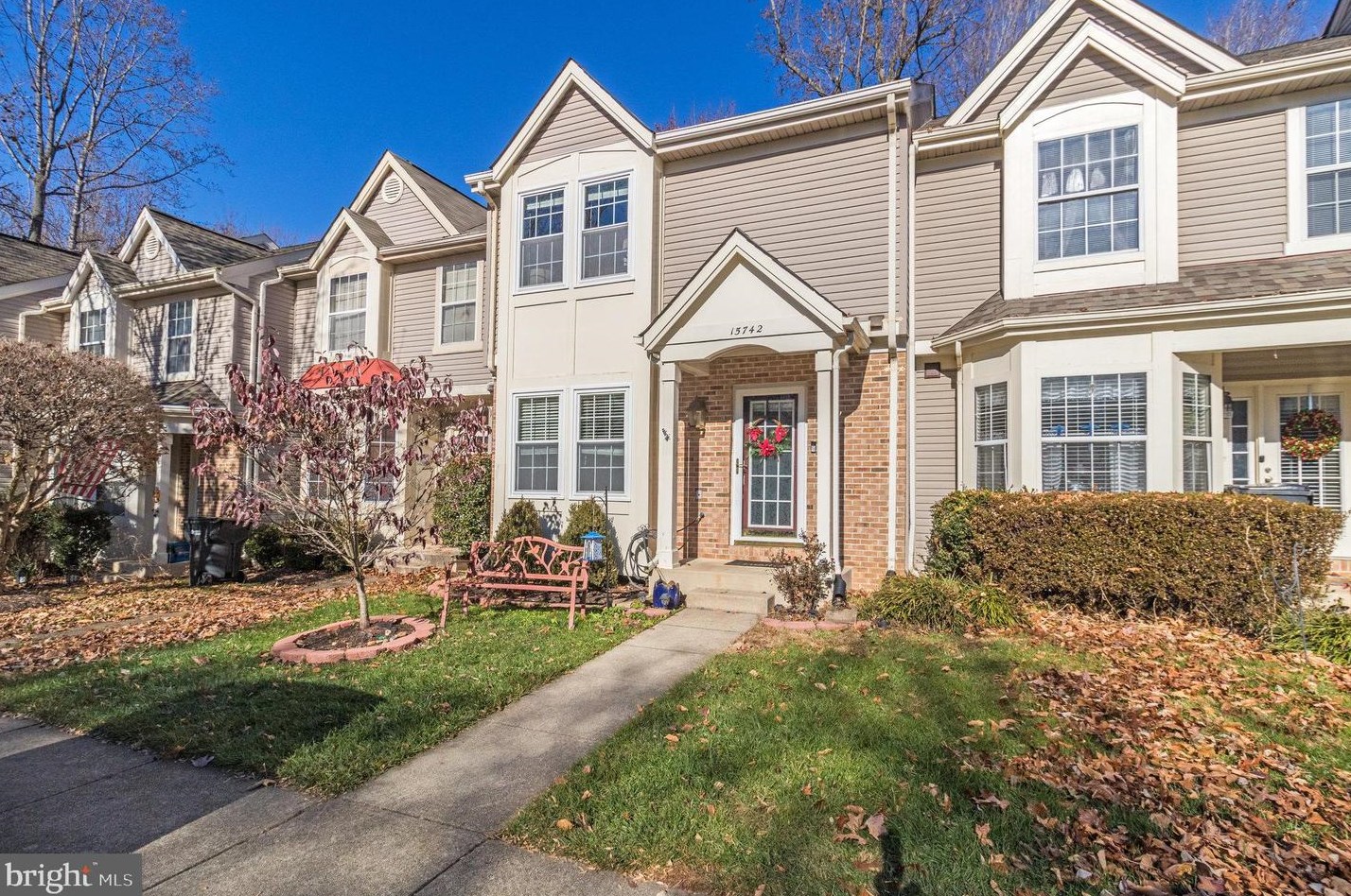 15742 Widewater Dr, Dumfries, VA 22025-1212