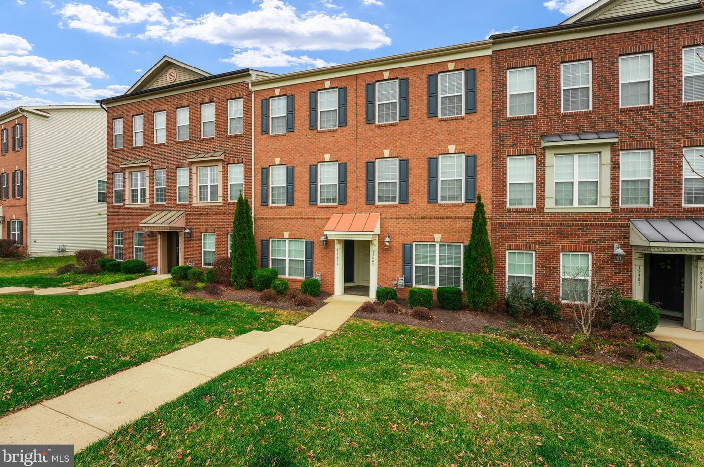15403 Rosemont Manor Dr, Haymarket, VA 20169