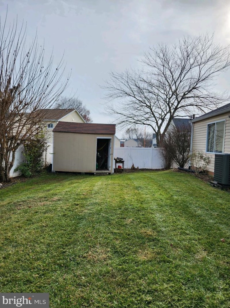 9821 Fairmont Ave, Manassas, VA 20109